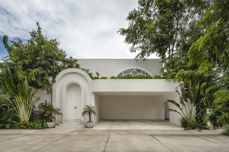 Eclipse House 